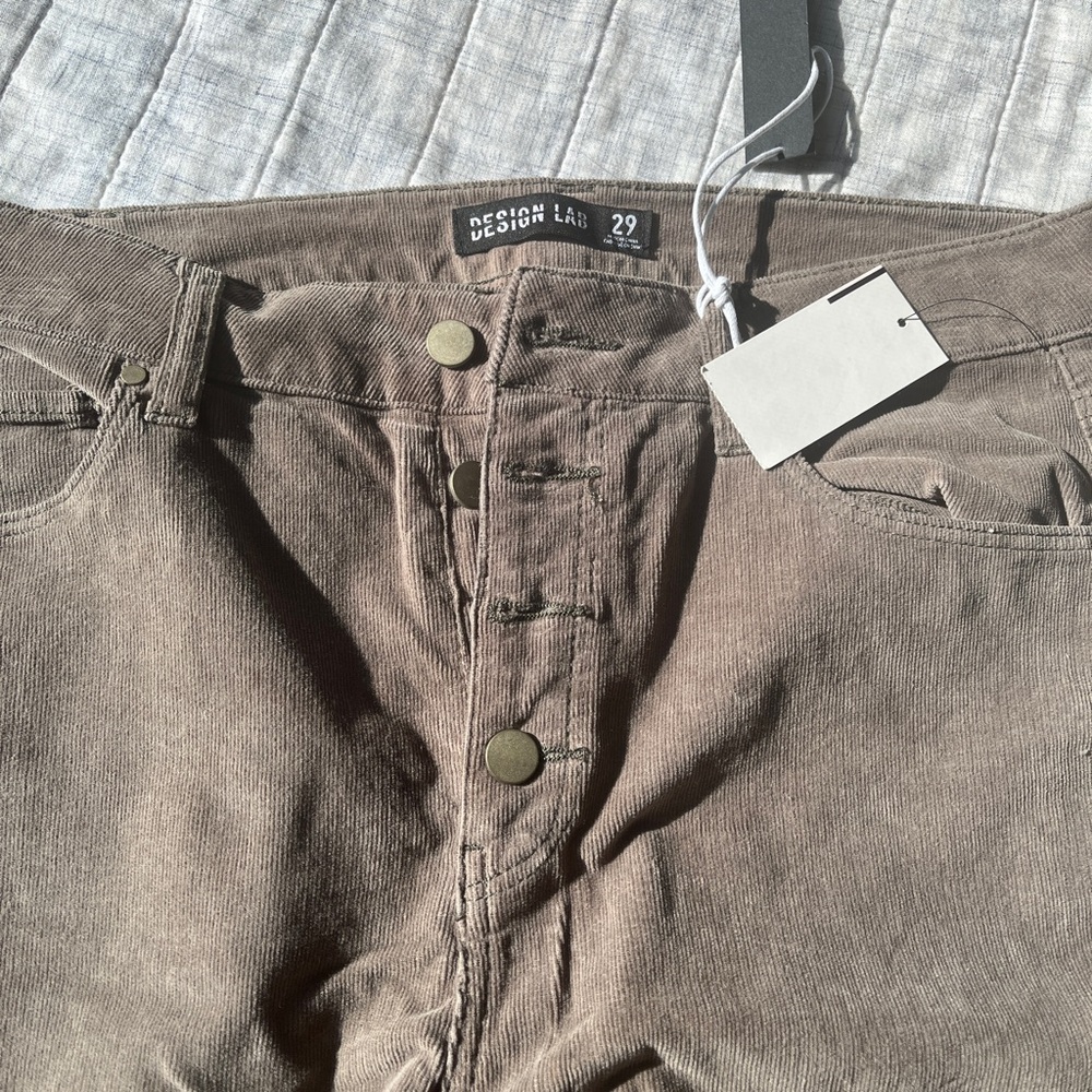 Design Lab Lord & Taylor Women’s Tan Corduroy skinny pants